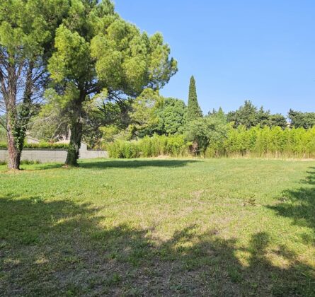 Magnifique Terrain avec grande Surface - constrcuteur de maison - Villas la Provençale