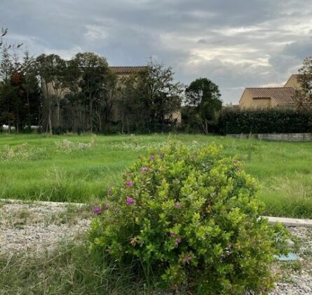Terrain à Salon de Provence – Un cadre de vie idéal ! - constrcuteur de maison - Villas la Provençale