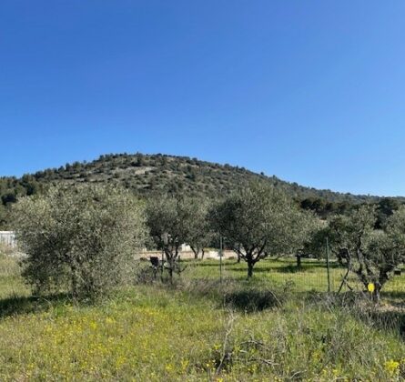 Terrain à vendre à Mérindol – Emplacement de choix, vue dégagée, plein sud ! - constrcuteur de maison - Villas la Provençale
