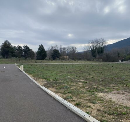 Terrain de 497 m² constructible à Brignoles - constrcuteur de maison - Villas la Provençale
