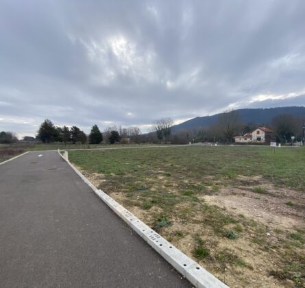 Terrain de 497 m² constructible à Brignoles - constrcuteur de maison - Villas la Provençale