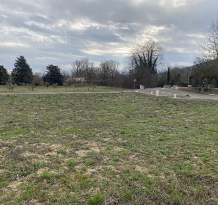Terrain de 497 m² constructible à Brignoles - constrcuteur de maison - Villas la Provençale
