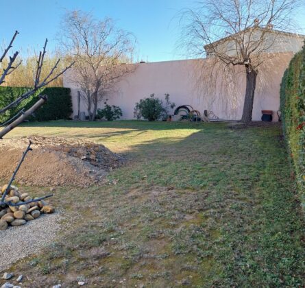 Beau Terrain à saisir - constrcuteur de maison - Villas la Provençale
