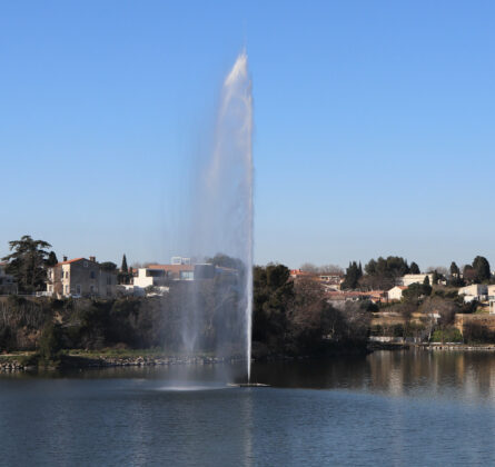 COIUP DE COEUR SUPERBE TERRAIN PROCHE ETANG DE L’OLIVIER !! - constrcuteur de maison - Villas la Provençale