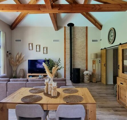 Terrain d’exception au pied du château de Lançon-Provence ! - constrcuteur de maison - Villas la Provençale