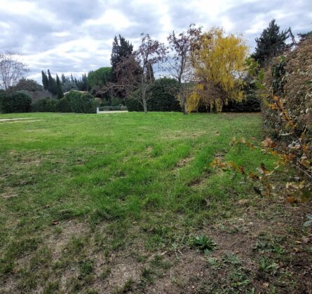 TERRAIN DE PRESTIGE – En Exclusivité- « Aux portes d’AIX » - constrcuteur de maison - Villas la Provençale