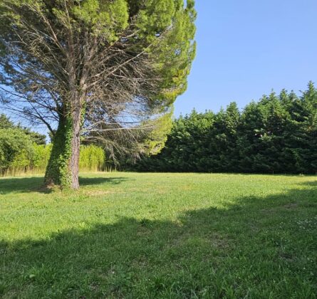 Magnifique Terrain avec grande Surface - constrcuteur de maison - Villas la Provençale