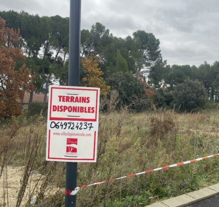 MAISON 80 M2 PROCHE CENTRE VILLAGE - constrcuteur de maison - Villas la Provençale