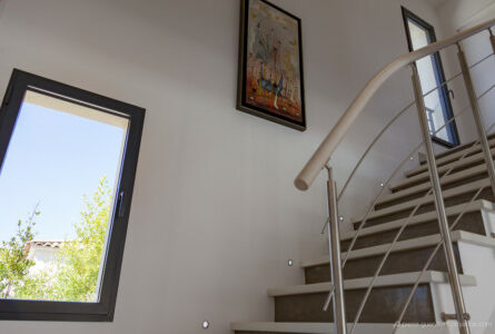 Élégante villa contemporaine – Prestations premium – Vue dégagée – - constrcuteur de maison - Villas la Provençale