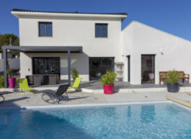 EXCEPTIONNEL A GIGNAC LA NERTHE QUARTIER HAMEAU DE LAURE