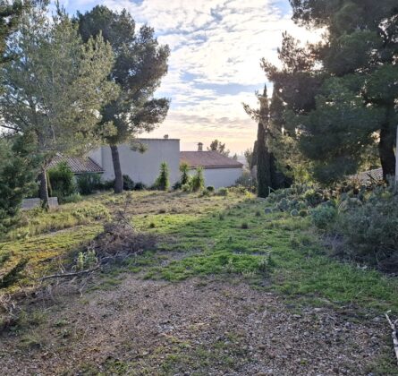Rare à la vente : Magnifique terrain Martigues - constrcuteur de maison - Villas la Provençale
