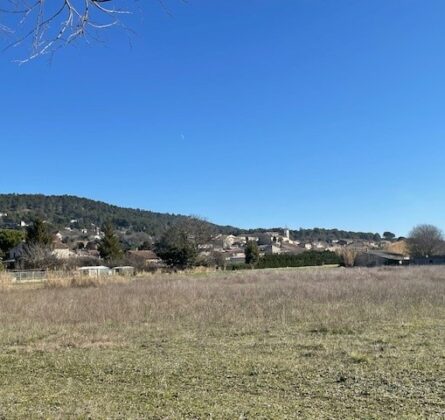 Terrain à bâtir à Villelaure – Idéal primo-accédant - constrcuteur de maison - Villas la Provençale