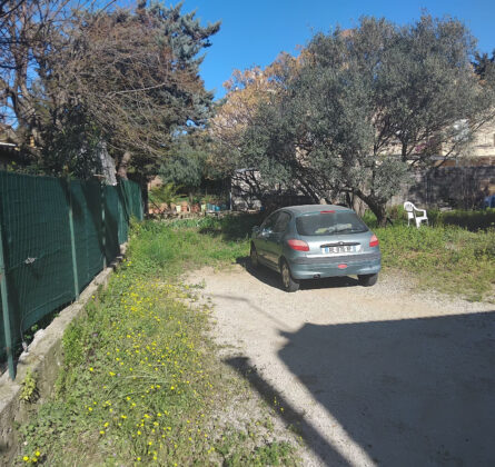 Terrain à batis sur TOULON à 200.000 euros HFN - constrcuteur de maison - Villas la Provençale