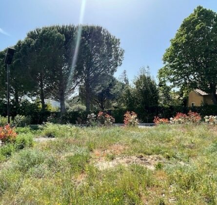 Rare à Cheval-Blanc – Terrain idéalement situé ! - constrcuteur de maison - Villas la Provençale