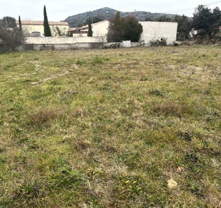 TAVEL TERRAIN CONSTRUCTIBLE - constrcuteur de maison - Villas la Provençale