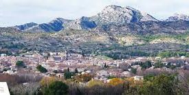 UN ECRIN DANS LES ALPILLES