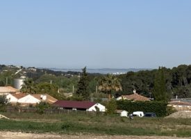 SUPERBE TERRAIN ENTRESSEN