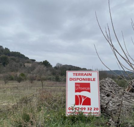 DANS QUARTIER TRES RECHERCHE DE MARSEILLE AU CALME ABSOLU - constrcuteur de maison - Villas la Provençale