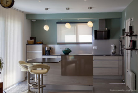 SUPERBE MAISON +GARAGE A ENTRESSEN - constrcuteur de maison - Villas la Provençale