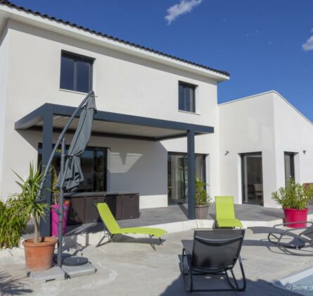 A SAISIR !!!!  SENAS SUPERBE MAISON 80 M² - constrcuteur de maison - Villas la Provençale