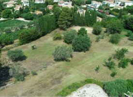 TERRAIN CONSTRUCTIBLE A SANARY-SUR-MER