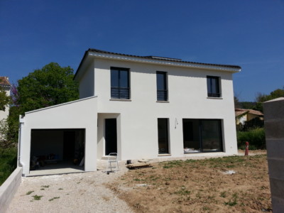 MAISON 80 M² 3 CHAMBRES A ROGNES - constrcuteur de maison - Villas la Provençale