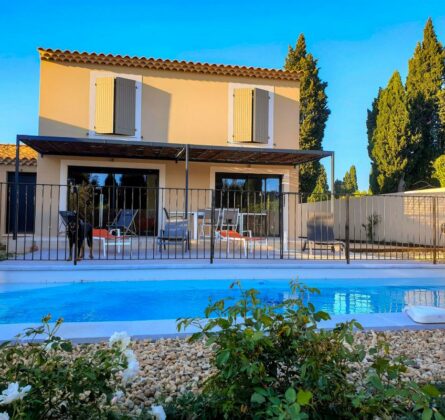 Maison de 64m2 avec garage et jardin - constrcuteur de maison - Villas la Provençale