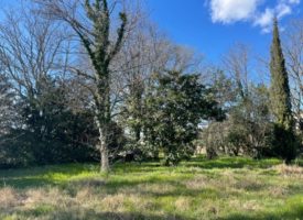 Cavaillon, beau terrain en lotissement