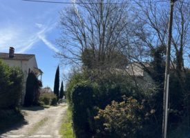 Terrain viabilisé de 372m² sur Saint-Etienne-du-Grès