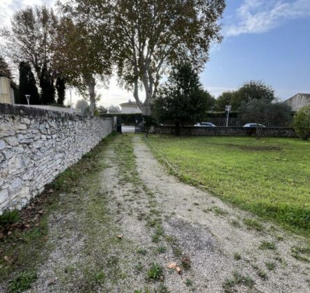 Terrain constructible proche centre-ville - constrcuteur de maison - Villas la Provençale