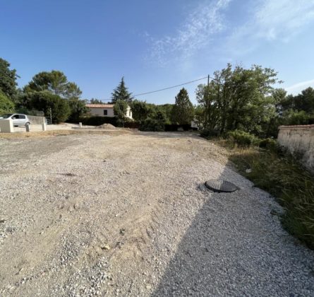 Terrain Greasque 410m2 - constrcuteur de maison - Villas la Provençale