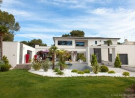 Vivez l’Excellence : Villa Contemporaine Clé en Main à Sanary-sur-Mer