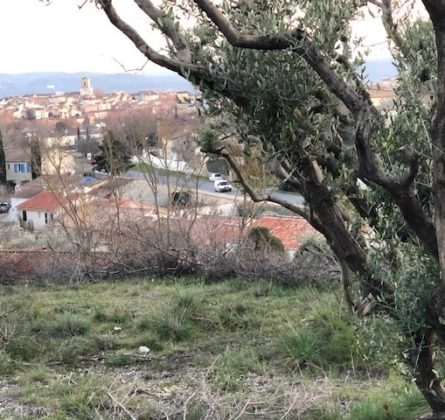 Belle vue dégagée pour ce petit lotissement de 6 lots sur Pertuis - constrcuteur de maison - Villas la Provençale