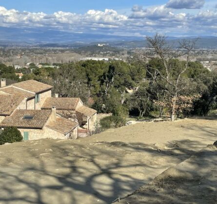 CHATEAUNEUF DE GADAGNE 84470- terrain  440m² - constrcuteur de maison - Villas la Provençale