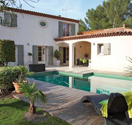 Terrain à bâtir 400m² à ROGNES (13) - constrcuteur de maison - Villas la Provençale